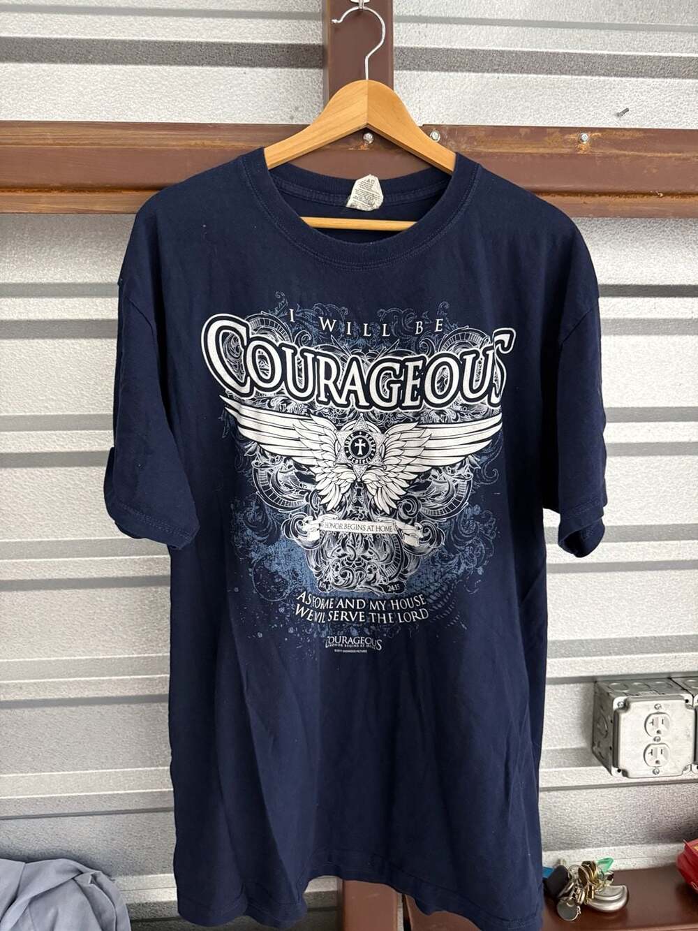 Jerzees Vintage 2011 Courageous Movie T-Shirt XL Navy Blue Graphic Tee